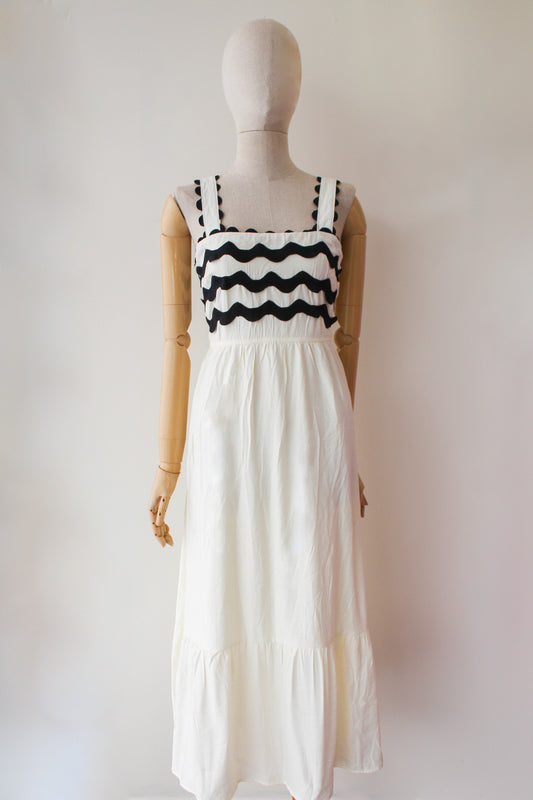 Vestido Ivory Detalles Negros
