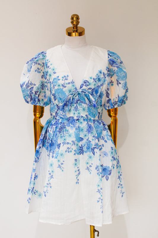 Vestido Blanco Con Estampado Floral Azul