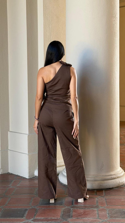 Set Blusa y Pantalon Chocolate con Flor 3D