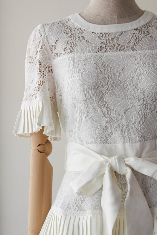 Vestido Blanco Con Jareta y Tablones